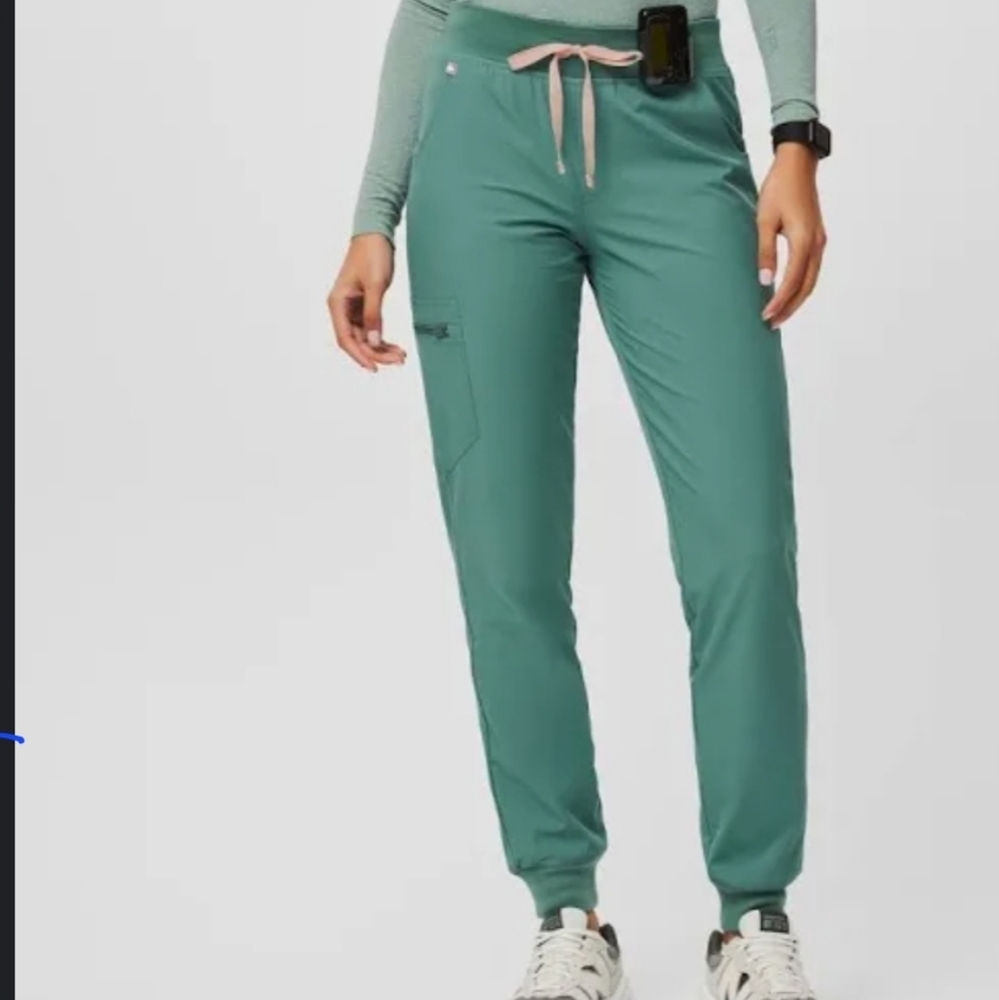 women's Eucalyptus FREEx™ Lined Zamora™ - Jogger Scrub Pants - M / Eucalyptus